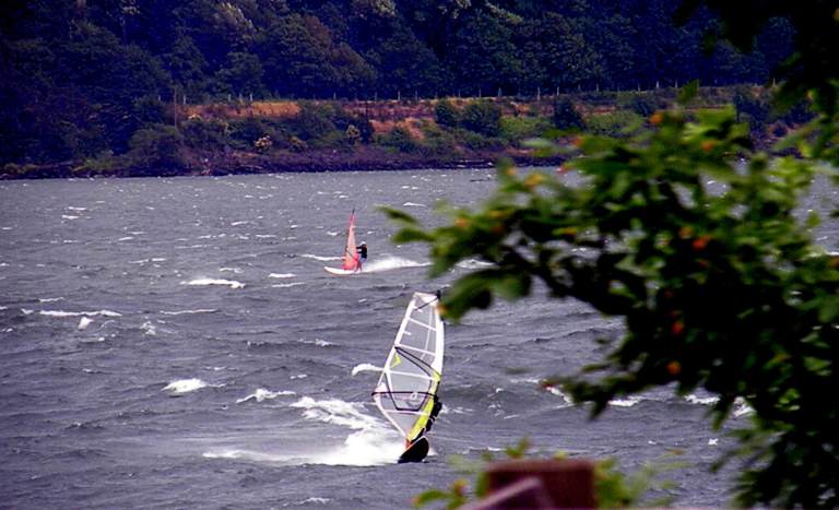 windsurfing on the Columbia River